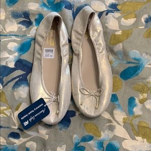 🌺American eagle memory foam flats🌺